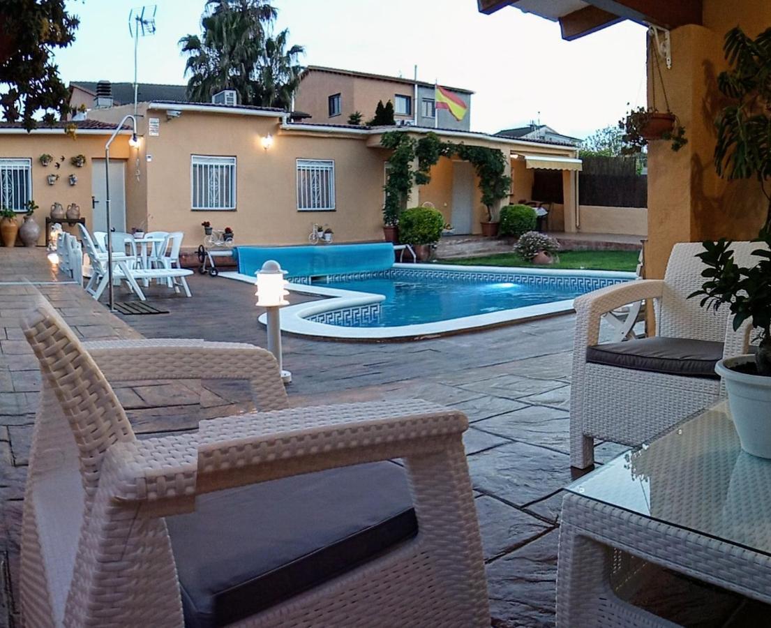 Chalet Vacacional Con Piscina Privada Y Barbacoa Tarragona Exterior photo